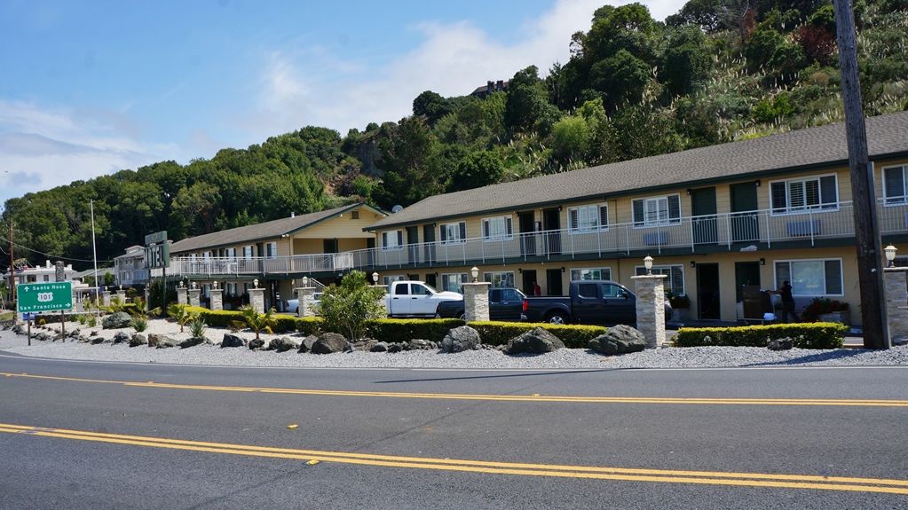 Muir Woods Lodge Мил Вали Екстериор снимка